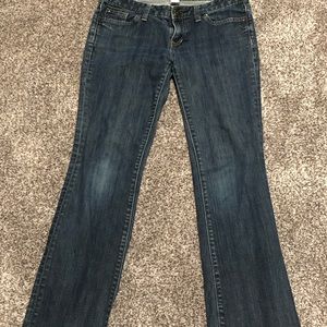 NWOT Women’s gap bootcut jeans size 6